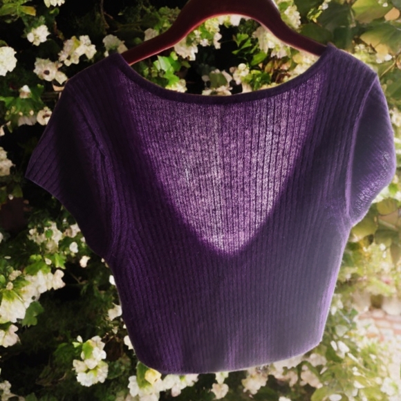 FREE PEOPLE PURPLE CASHMERE TOP - Picture 2 of 6